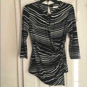 Calvin Klein Blk White Wrap Top *Like New